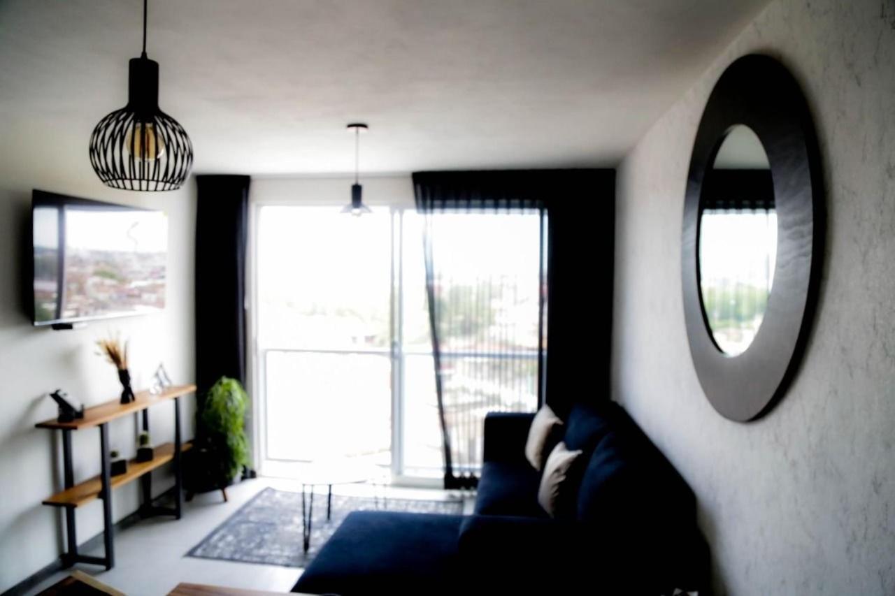 Comfort Flat In Guadalajara Eksteriør billede